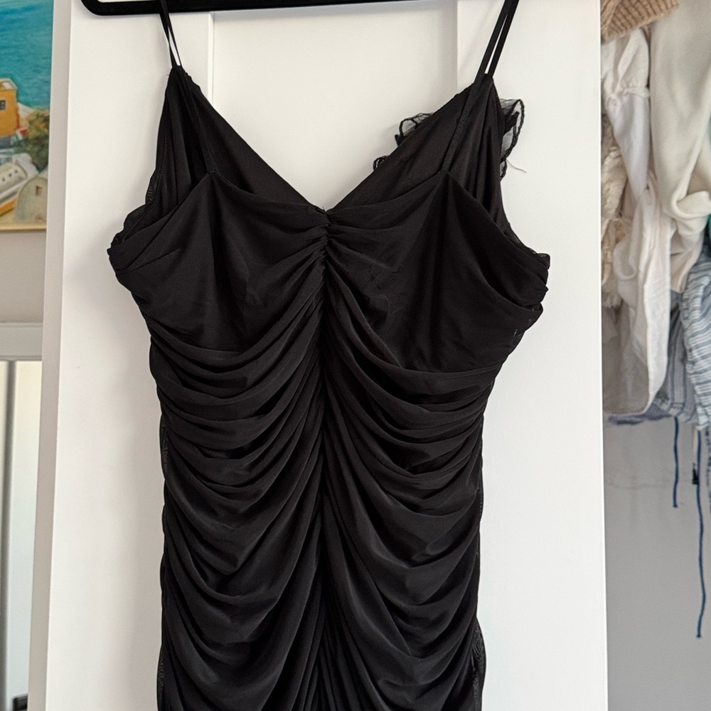 River Island Black Ruched Midi Dress - Picture 3 of 4